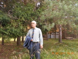 Резерв на утро и на день - Горки В костюме 1942.JPG