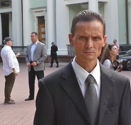 Резерв на утро и на день - На сьемках х.ф. - Maximum impact,.,.jpg