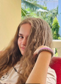 Александра, 14 лет, высокая, стройная, эффектная, светлые волнистые волосы - Screenshot_20250327_134304_Gallery.jpg