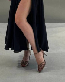 Пожалуйста, не присылайте свои варианты, если вы не подходите к референсу.