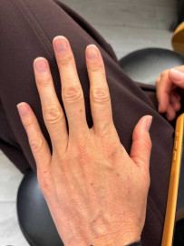 Пожалуйста, не присылайте свои варианты, если вы не подходите к референсу.